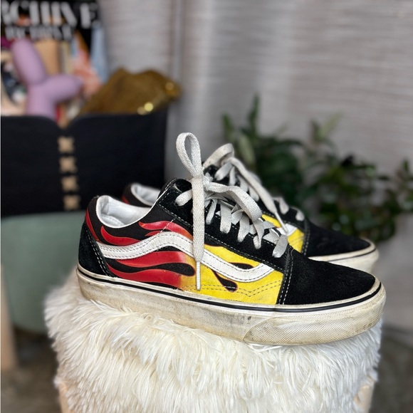 Vans Shoes - Vans flames sneaker